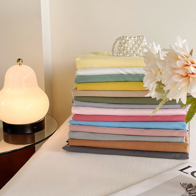 Customizado algodão puro 60S 200TC roupa de cama cor sólida 133 * 72 lençol de cama conjunto para casa hotel