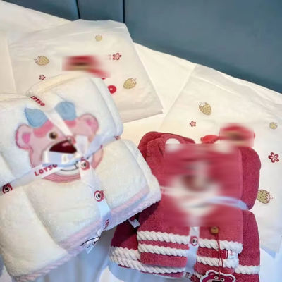 Polyester / algodão 2PCS espessado conjunto de toalha de banho para a praia conjunto de toalha presentes de casamento
