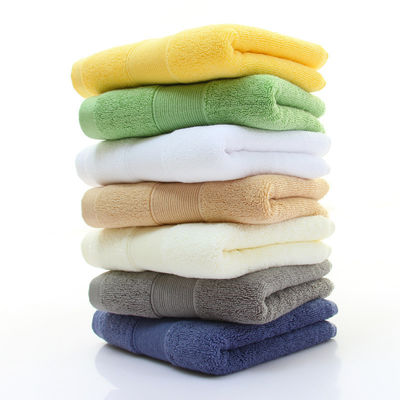 Home Hotel Spa Ect 35*35cm Logo bordado Toalha de algodão Branco Totalmente de algodão Absorvente