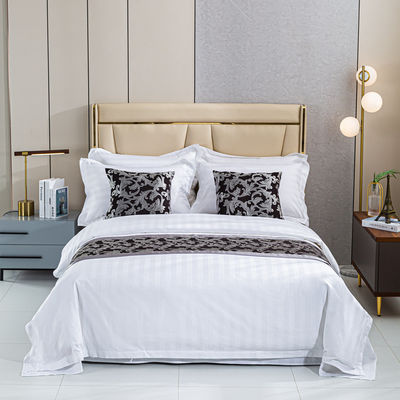 Kit de casamento de quatro peças de luxo de hotel de todas as estações com cuidado fácil e melhores preços