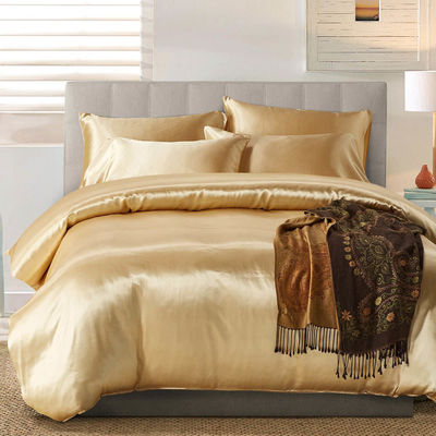 Conjunto de roupa de cama de seda personalizada com 3 peças de coberturas de cama King Size e 133 * 72 densidade de tecido