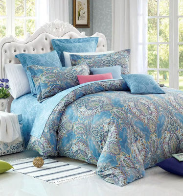 Tamanho personalizado Tecido Inverno Sabanas Quente Cobertura de colchão Camas de luxo Queen Consolator Sets