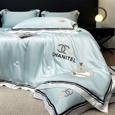Quilt de seda bordada de uso doméstico 4 peças para um sono confortável e saudável