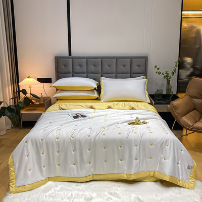 Hospital tamanho personalizado bordado Tencel quatro peças para refrigeração noites de verão