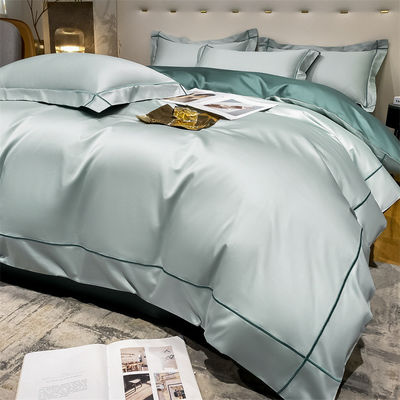 Home 200-Count Tencel bordado de gelo de duas faces de seda folhas e seda lisa nudos cobertor de cama conjunto