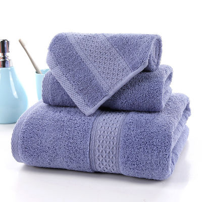 Toalhas de banho em relevo em cor sólida para uma experiência de banho luxuosa e confortável