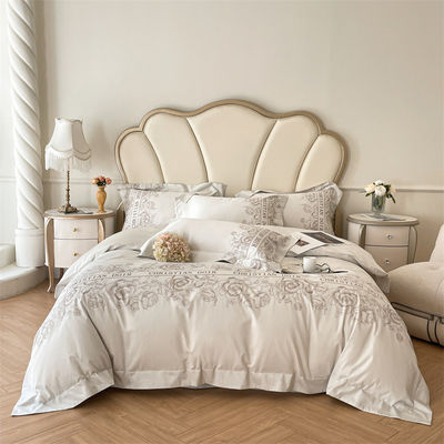 200TC Embroidery de seda de algodão lavado 4 Pcs Set de roupa de cama King Size com contagem de fios 200TC