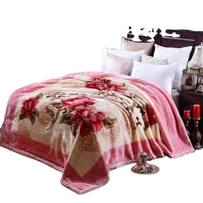 Mantenha-se aquecido e confortável com o nosso cobertor de cama de lã macia e espessa