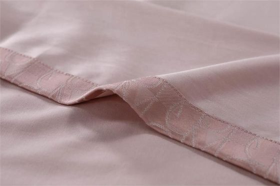 Cores personalizadas Tecido 300tc 100% de algodão puro Set de roupa de cama para hotel de luxo e família