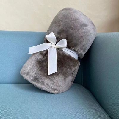 Melhore o conforto do seu bebê com o nosso cobertor de cores sólidas personalizado todos os dias