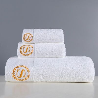 Logotipo personalizado Hotel de cinco estrelas Toalhas de casa de hóspedes brancas em materialização de algodão puro