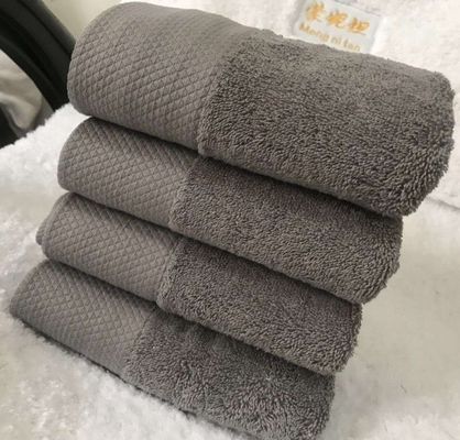 Café absorvente macio Espessado Doméstico Bebê Algodão Toalha grande 70*140cm Retangular Toalha de banho de hotel cinza