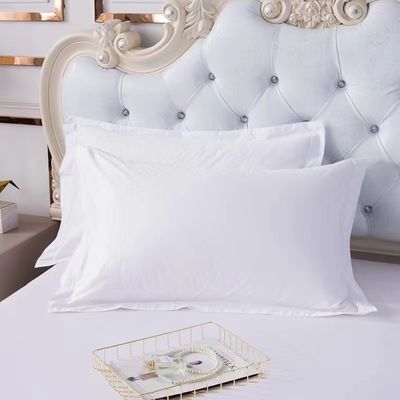 Coleção de roupa de cama do hotel com luxuosa almofada de algodão branco