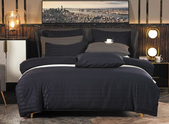 Cama de cama multifuncional 100% de poliéster de cetim com padrão de listras para casa ou hotel