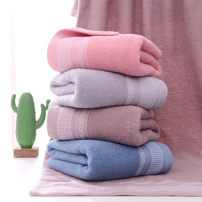 Brincadeira de salão de beleza de cor simples espessada Vantagem da toalha de banho de algodão absorvente macio