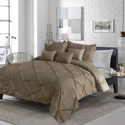 Popularidade Stocks 90GSM 3 Peças Pintuck Cover Soft Microfiber Set de roupa de cama Todas as estações fechamento de fecho personalizado