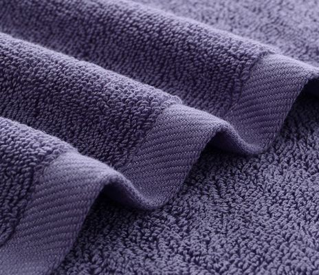 Toalhas de luxo de Jacquard com riscas feitas de algodão 100% para um desempenho suave e absorvente