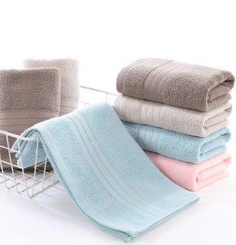 Toalhas de algodão 100% suaves e amigáveis para a pele, absorventes e de secagem rápida para todas as idades