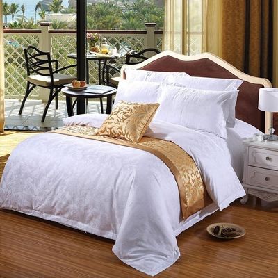 Resposta dentro de 24 horas 4pcs Satin Stitch Duvet Set de Cama de King Size