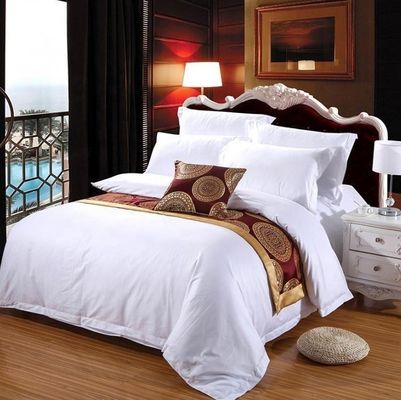 Resposta dentro de 24 horas 4pcs Satin Stitch Duvet Set de Cama de King Size