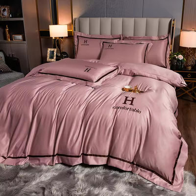 Casa Poliéster luxuoso bordado roupa de cama de seda de lavagem conjunto com cobertura de cobertor de cor sólida