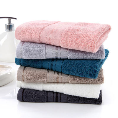 Melhore a sua experiência de spa com uma toalha de algodão de cor sólida de 34*34cm
