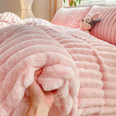 Hot Furry Design Rabbit Falso Fur Fluffy Plush Quente Set de Coberturas de Quatro Peças