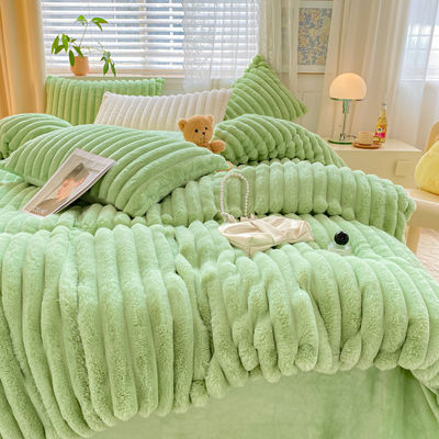 Melhore o seu jogo de roupas de cama com o conjunto de cobertores de cobertores de coelhos de pelúcia