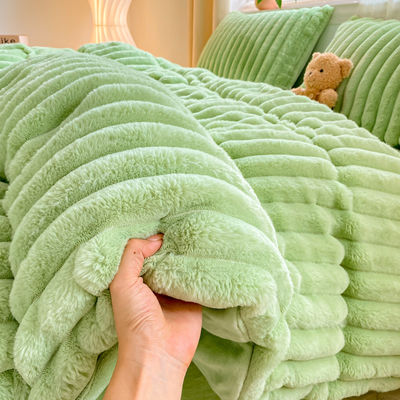 Melhore o seu jogo de roupas de cama com o conjunto de cobertores de cobertores de coelhos de pelúcia