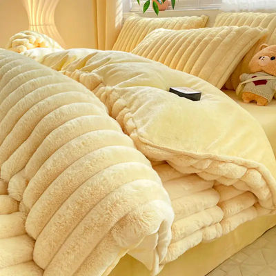 Poliéster Enchendo Coelho Quente Couro Falso Fluffy Plush Coberturão Quente Set para Cama de 2,0m