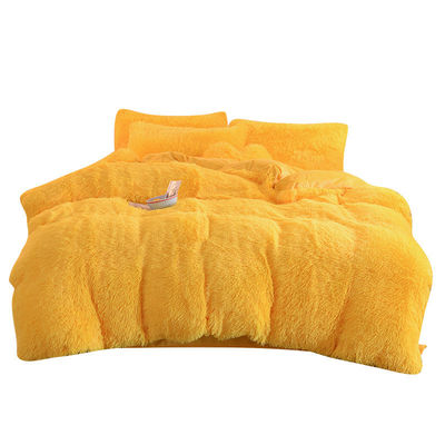 Experimente o máximo conforto com o logotipo personalizado Mink Velvet Four-Piece Duvet Cover