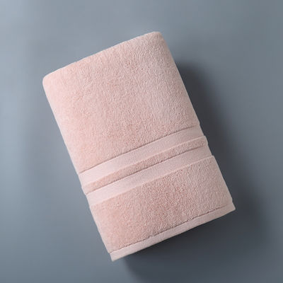 Conjunto de toalhas de hotel de padrão listrado espessado feito de tecido de algodão puro para banho de luxo