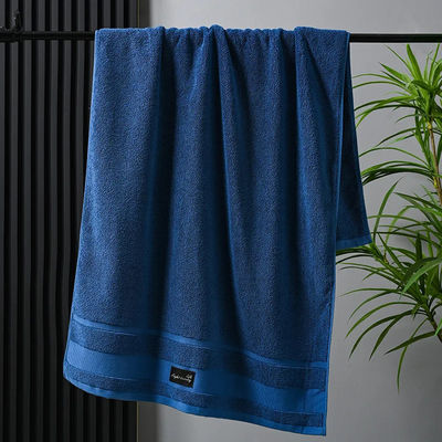 Conjunto de toalhas de hotel de luxo de algodão puro com padrão de listras grossas e design Jacquard
