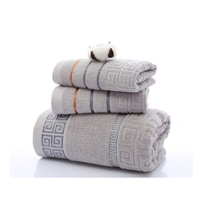 Toalha de banho de algodão essencial com absorção de água forte e logotipo personalizado
