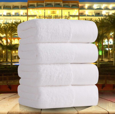 Toalha de chuveiro de banho altamente absorvente adequada para todas as idades e necessidades de banho 70*140cm
