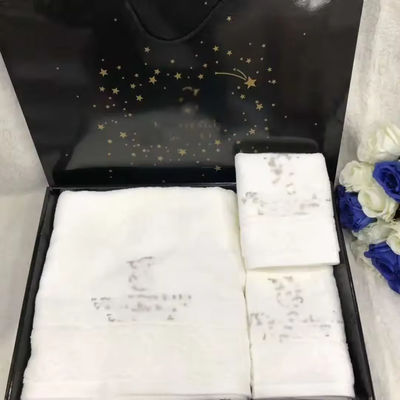 Conjunto de toalhas retangulares de poliéster para banheiro de hotel 2024 Tendência de design 35*75cm 70*140cm