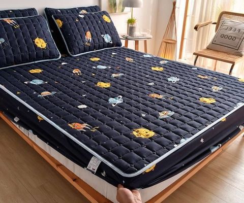 Home Acessórios Quilted Protectores de colchão de borracha personalizados impressos para almofada de proteção de cama