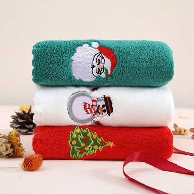 Acompanhado de presente à mão Toalha de Natal suave e absorvente em veludo de coral para o ano