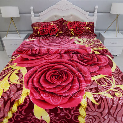 Melhore a sua roupa de cama com um conjunto de algodão personalizável e um cobertor super macio e fofinho