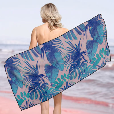 Toalha de praia exterior de microfibra personalizada com absorção QUICK-DRY e design impresso
