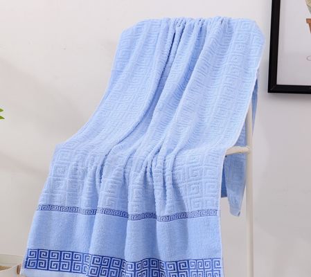 Toalhas faciais de luxo tecidas com algodão 100% hipoalergênico penteado e design