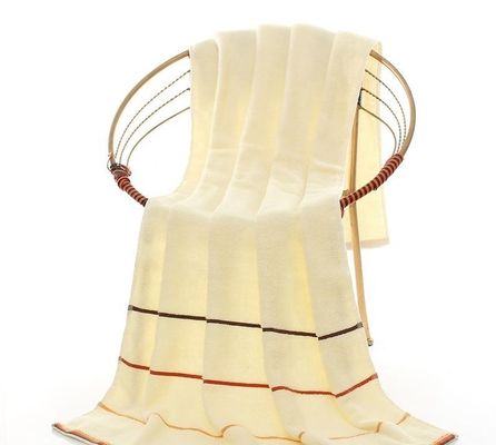 Todas as idades 70*140cm Toalha de banho grande de algodão puro com excelente absorção de água