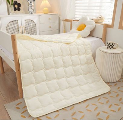 Conforto de Verão Quilt Lavável Limpa de algodão suave para o bebê-suave sentir na sala de cuidados do bebê