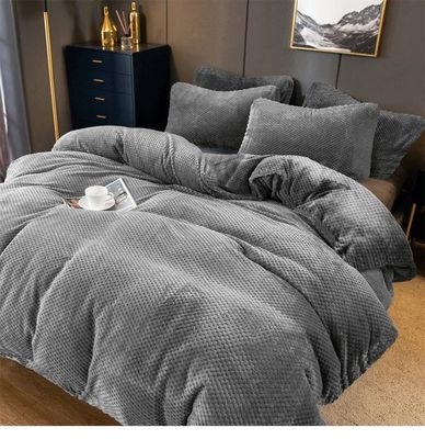 Largo de veludo de tamanho personalizado 4pcs Cobertura de cobertor de lã de flanela espessa para o Inverno