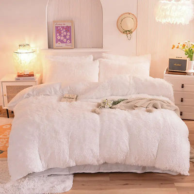 Conjunto de roupa de cama de enchimento de poliéster de cor sólida