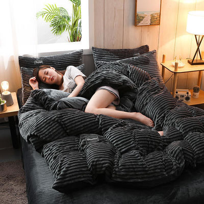 Queen/King Size Fleece Velvet Duvet Cover Set de roupa de cama com lençol de inverno e padrão impresso