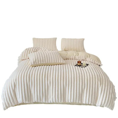 Desenho de Kit de Casamento em Quatro Peças Coelho Falsos Pelúcia Fluffy Plush Set de Cama de Quatro Peças