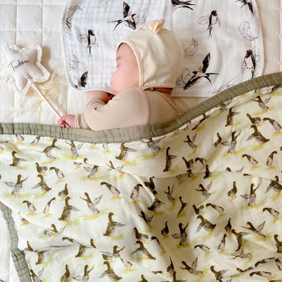 Padrão de estilo de bebê de bambu algodão gaze banho cobertor recém-nascido conjunto para cama de berço classe A