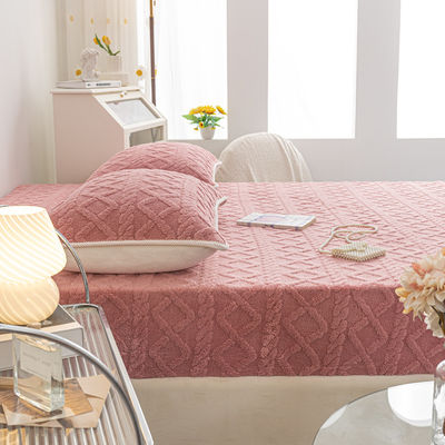 Capa de cama de veludo de coral quente de inverno de peça única com esteira antiderrapante Ideal para casa