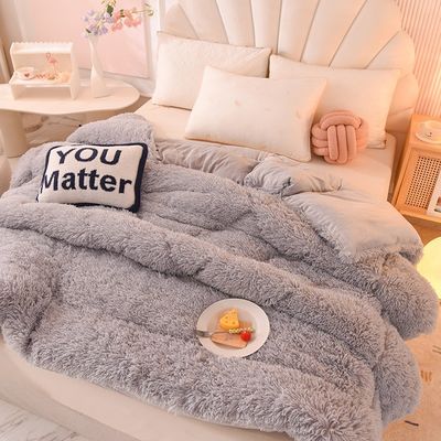 Casa têxtil Quilto de colchão Plush Mink Veludo Espessado Caloroso Linho de Cordeiro Quilto para Inverno